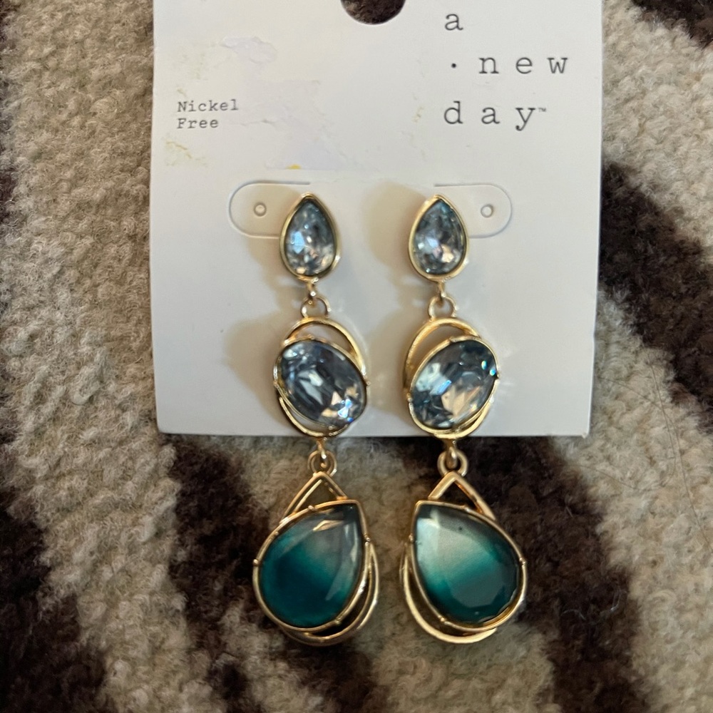 Earring for a statement - Picture 4 of 6